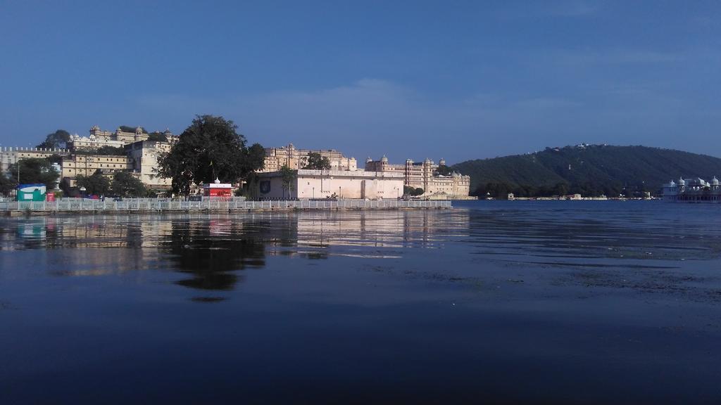 Hotel Lake Face Udajpur Exteriér fotografie